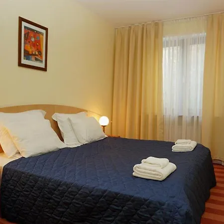Edelweiss Hotel 3*